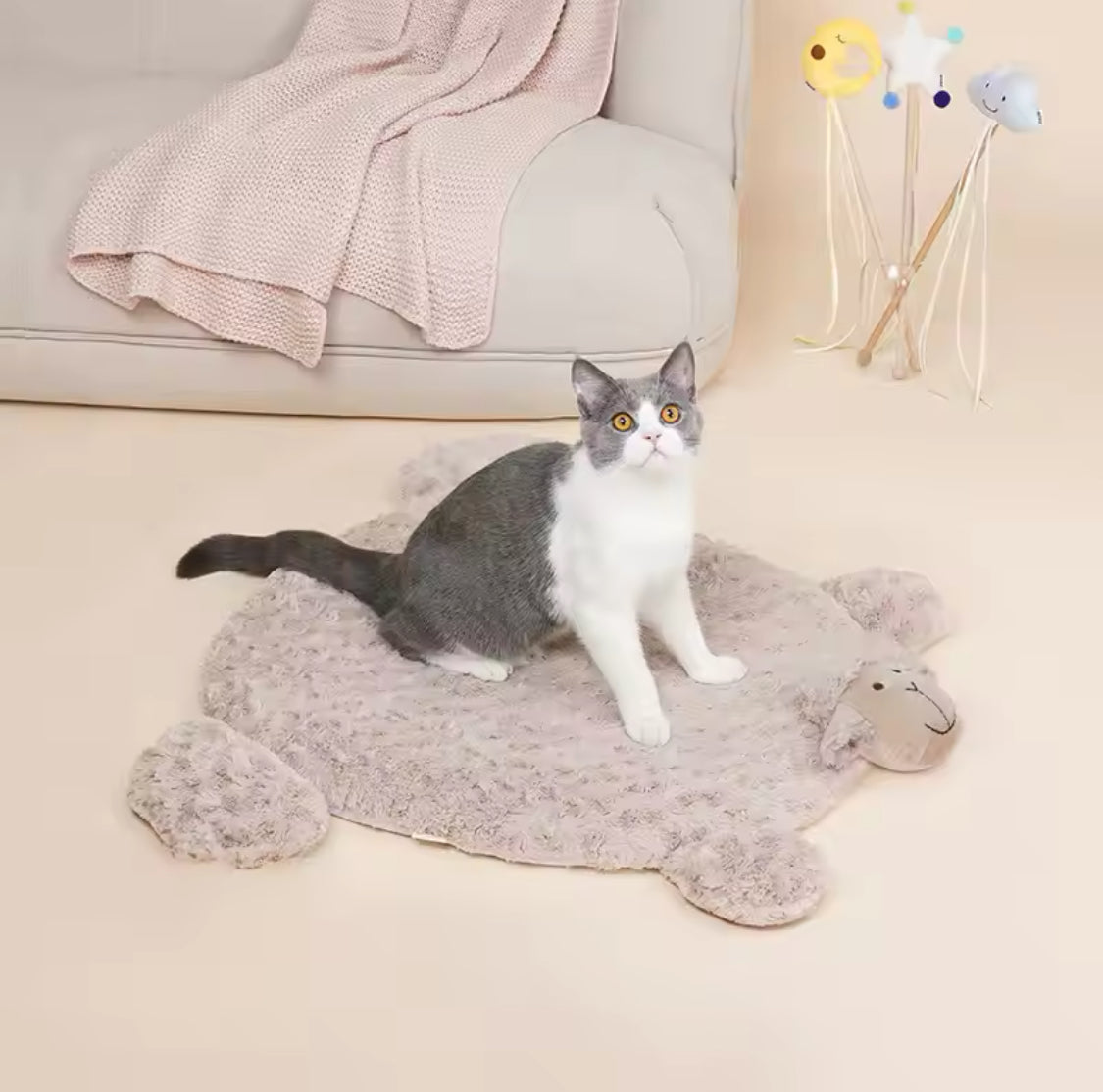 Luxurious Plush Sheep Pet Mat with Anti-Slip Backing for Comfort-Pet Mat-2-Colydia