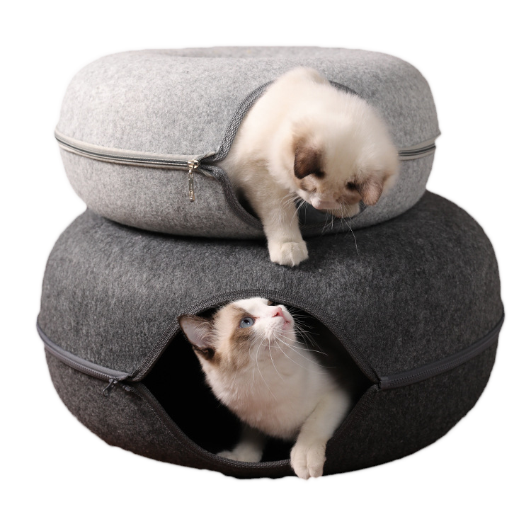 Luxurious Donut Cat Bed for Social & Solitary Cats - Ultimate Comfort-Cat Bed-1-Colydia