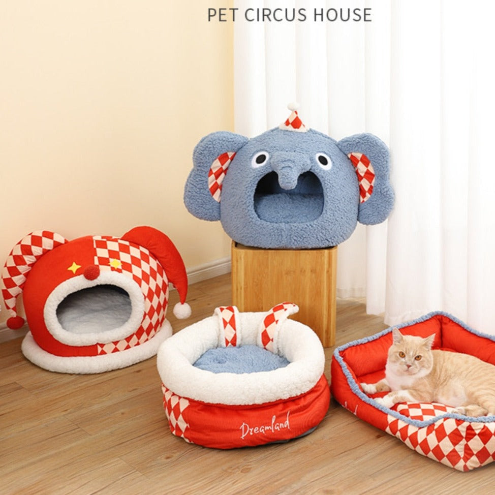 Circus-Themed Cozy Pet Bed - Playful Design for Small Animals-Cozy Pet Bed-1-Colydia