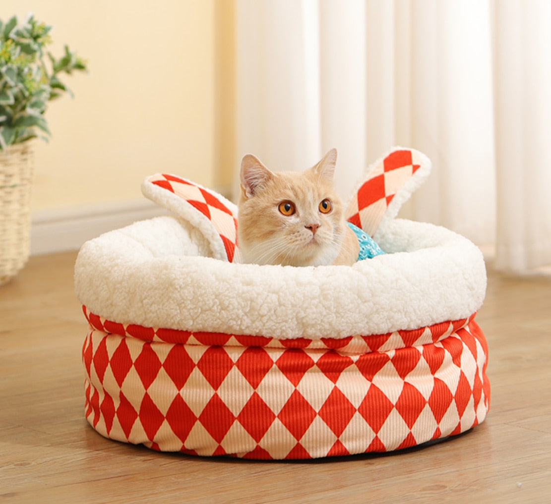 Circus-Themed Cozy Pet Bed - Playful Design for Small Animals-Cozy Pet Bed-6-Colydia