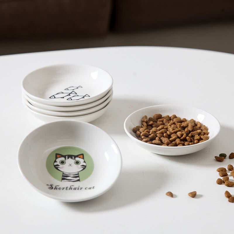 Flat Ceramic Cat Plate with Feline Paw Print – Perfect for Persians-Cat Bowl-2-Colydia