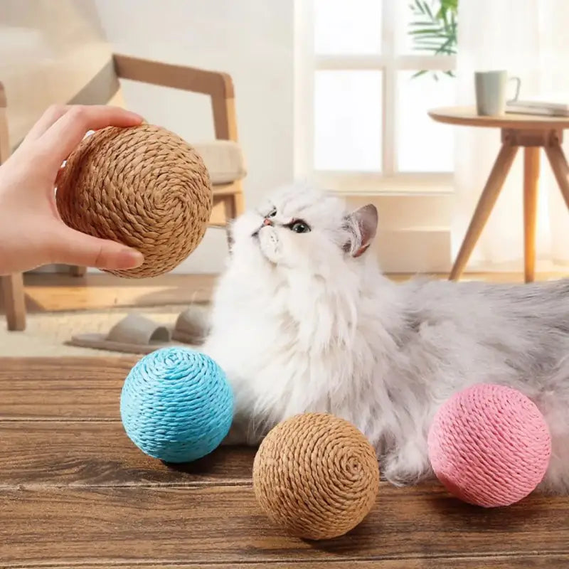 Interactive Sisal Cat Scratching Ball with Bell for Claw Sharpening-Cat Scratching Toy-1-Colydia