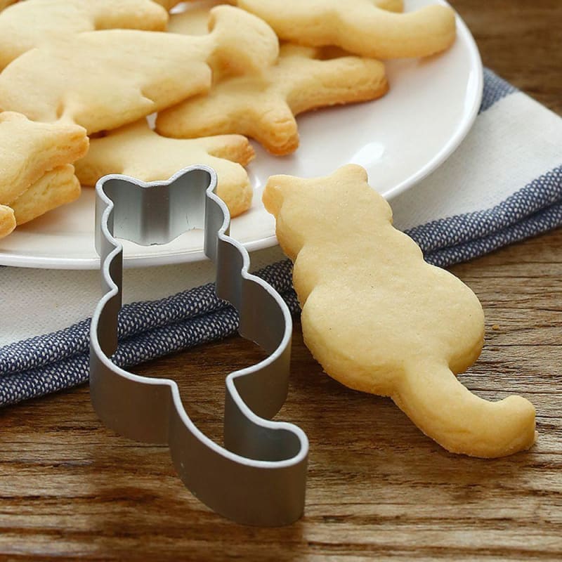 Feline Fun Zinc Alloy Cat Cookie Cutter for Baking Delights-Cat Cookie Cutter-Cat mold-1-Colydia