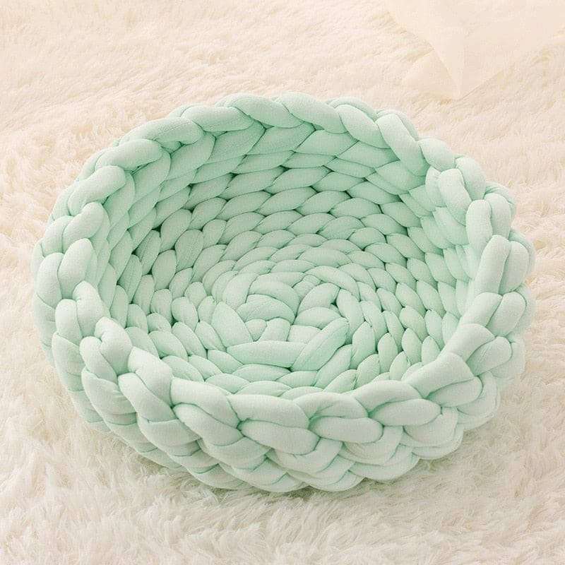 Cozy Woven Cotton Cat Basket - Soft, Stylish Bed for Cats-Cat Bed-Green-S (35x35cm)-8-Colydia