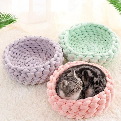 Cozy Woven Cotton Cat Basket - Soft, Stylish Bed for Cats-Cat Bed-1-Colydia