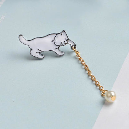 Charming White Cat Brooch with Pearl - Zinc Alloy Pin for Jackets-Brooch-2-Colydia